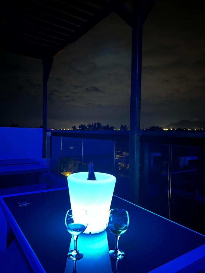 Top-Floor Modern 3Bd Penthouse With Beautiful Mountain View Terrace - 5 Min Walk To Beach Flic-en-Flacq Εξωτερικό φωτογραφία