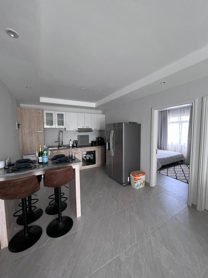 Top-Floor Modern 3Bd Penthouse With Beautiful Mountain View Terrace - 5 Min Walk To Beach Flic-en-Flacq Εξωτερικό φωτογραφία